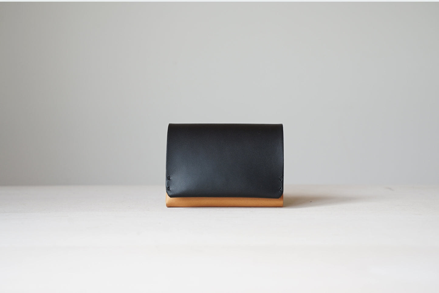 タテに仕舞う二つ折り財布|よかばいvol.1