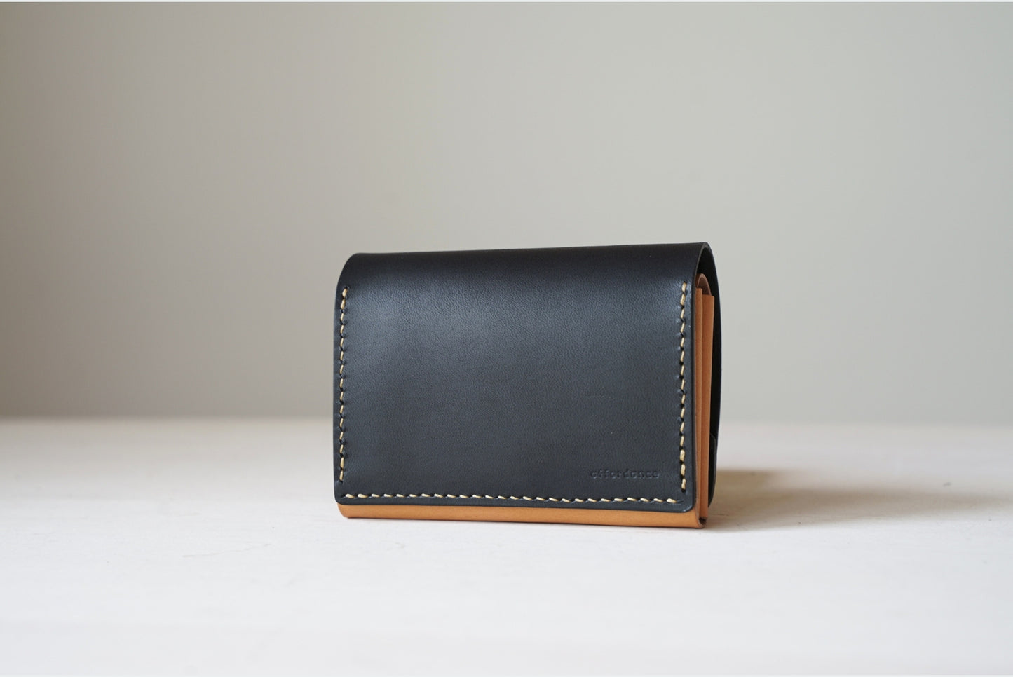 タテに仕舞う二つ折り財布|よかばいvol.1