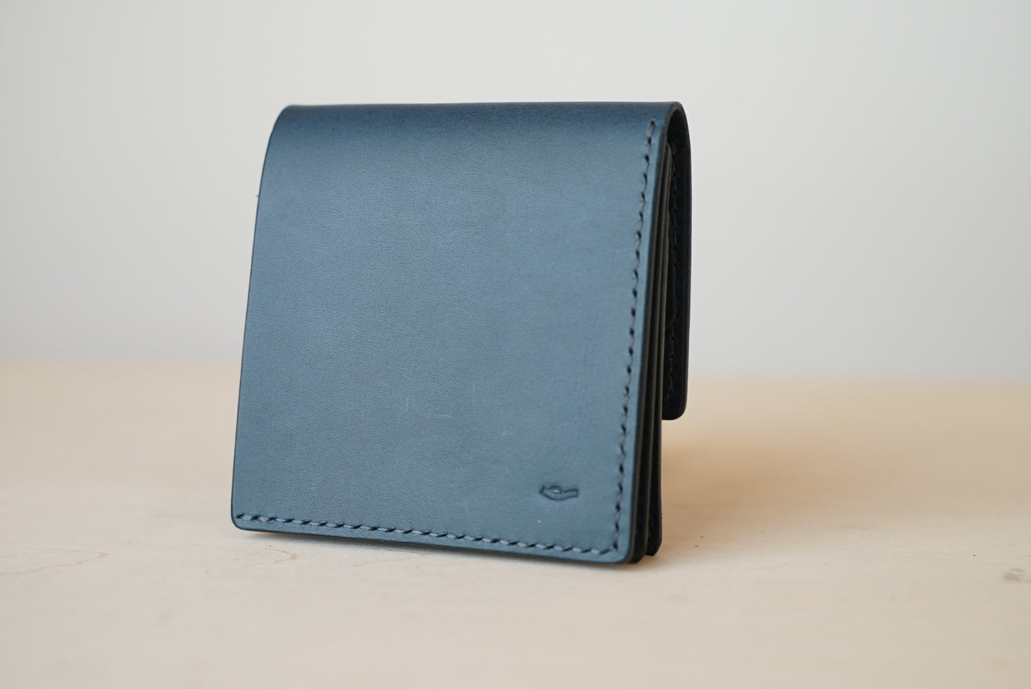 layer(うす型二つ折り財布)