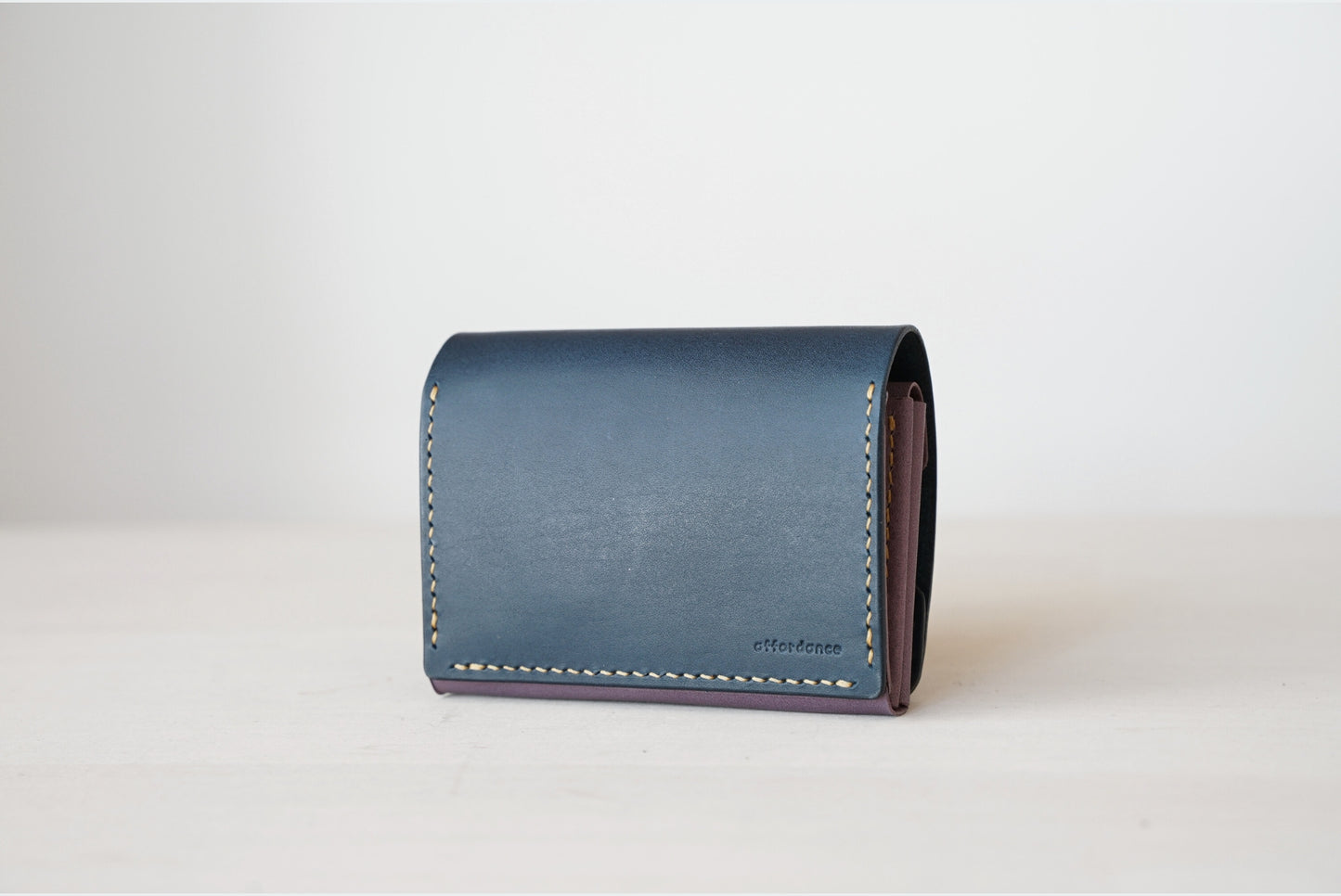 タテに仕舞う二つ折り財布|よかばいvol.1