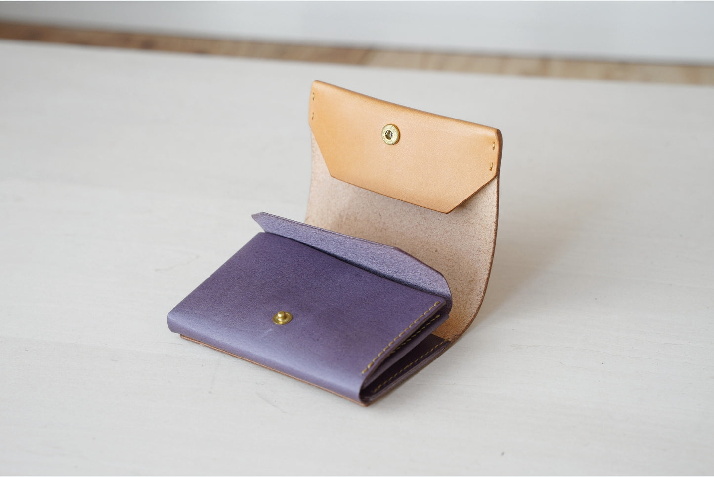 タテに仕舞う二つ折り財布|よかばいvol.1