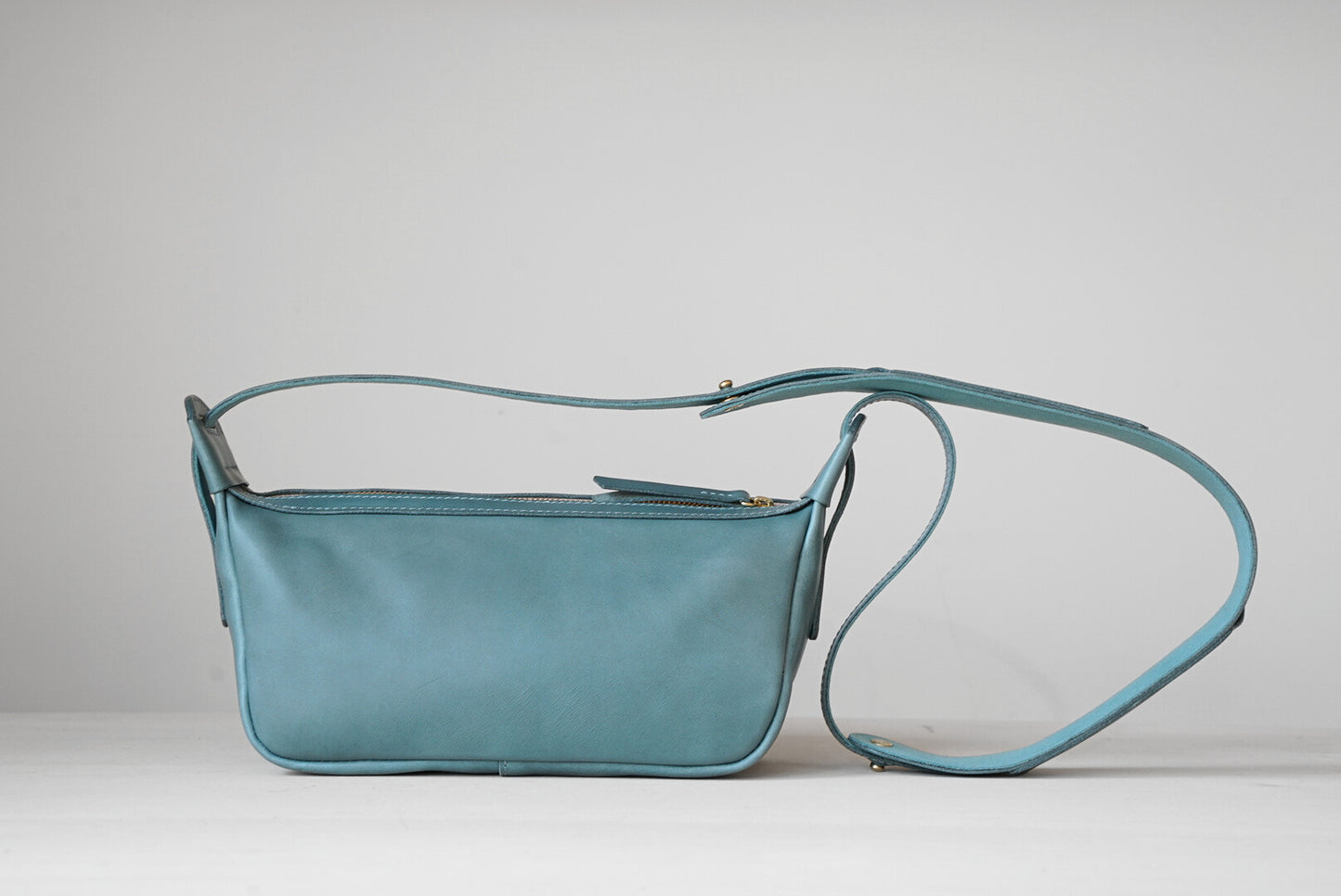 ship(ショルダーバック)