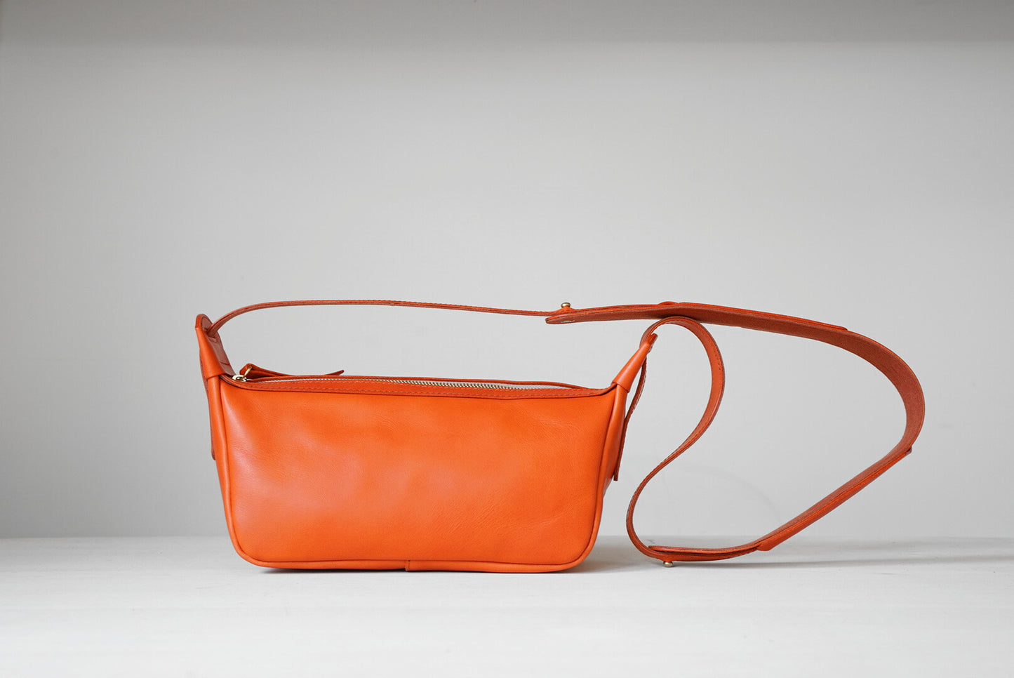 ship(ショルダーバック)