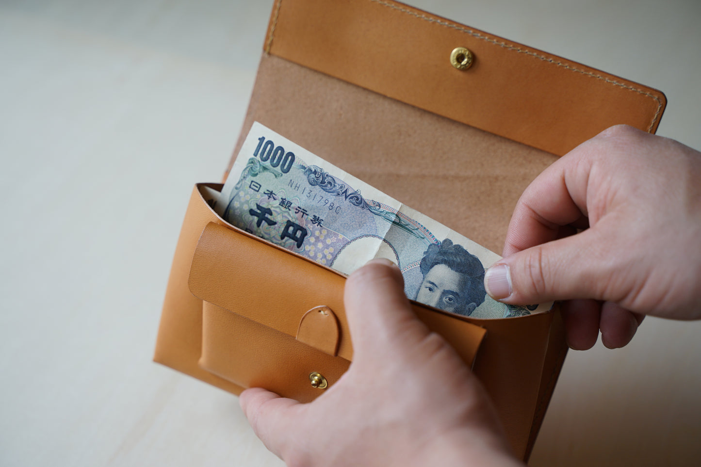 Thin long wallet