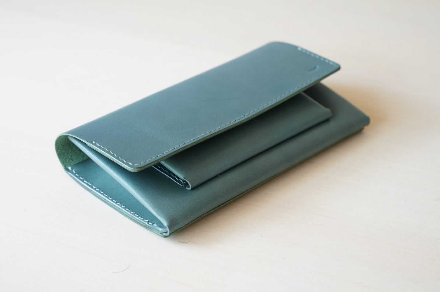 Thin long wallet