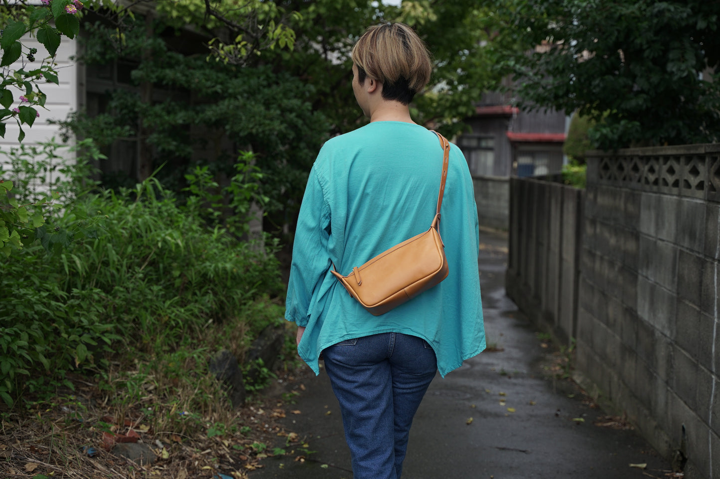 レザーショルダーバッグ着用レザーショルダーバッグ着用レディース