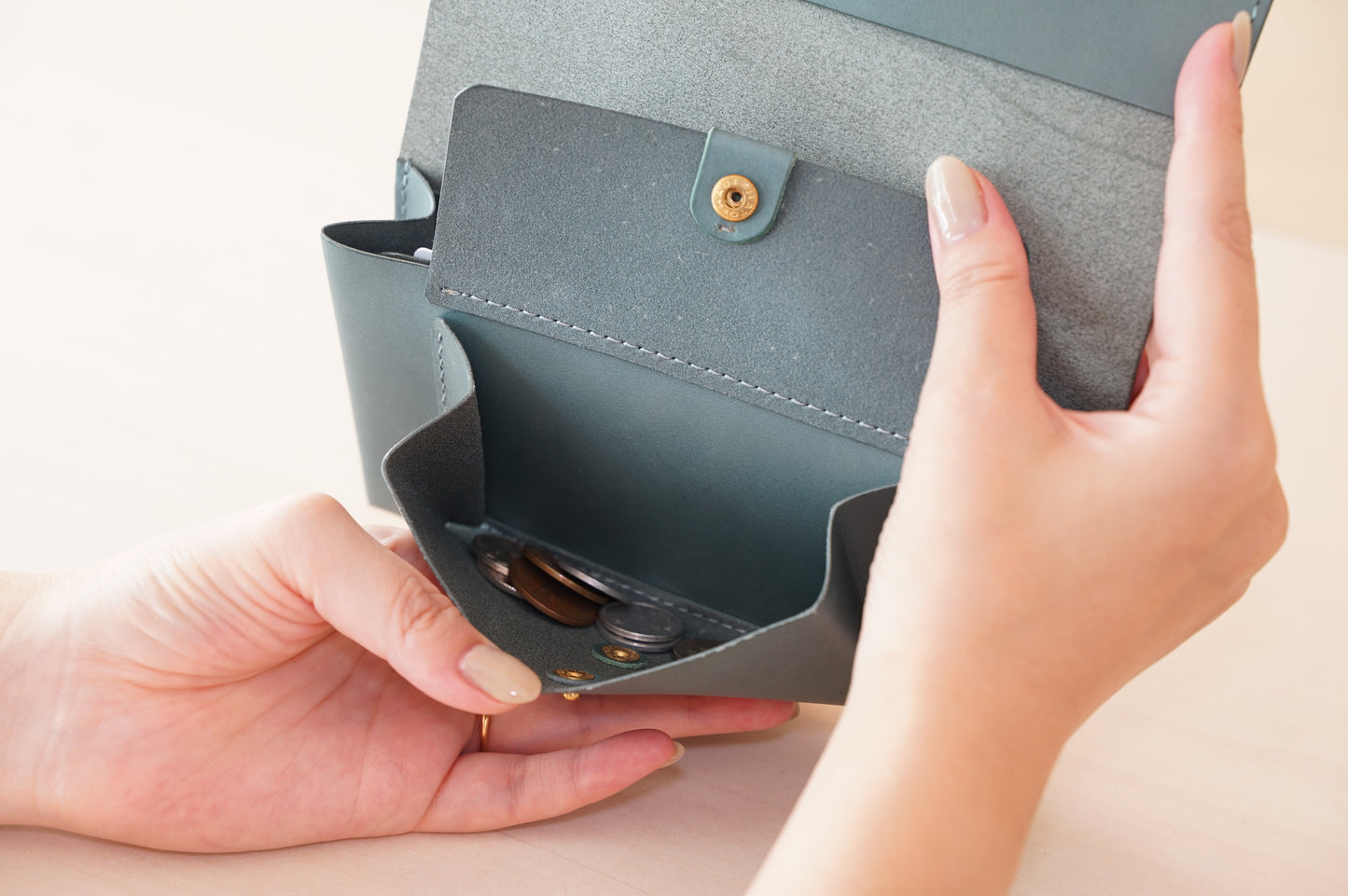 Thin long wallet