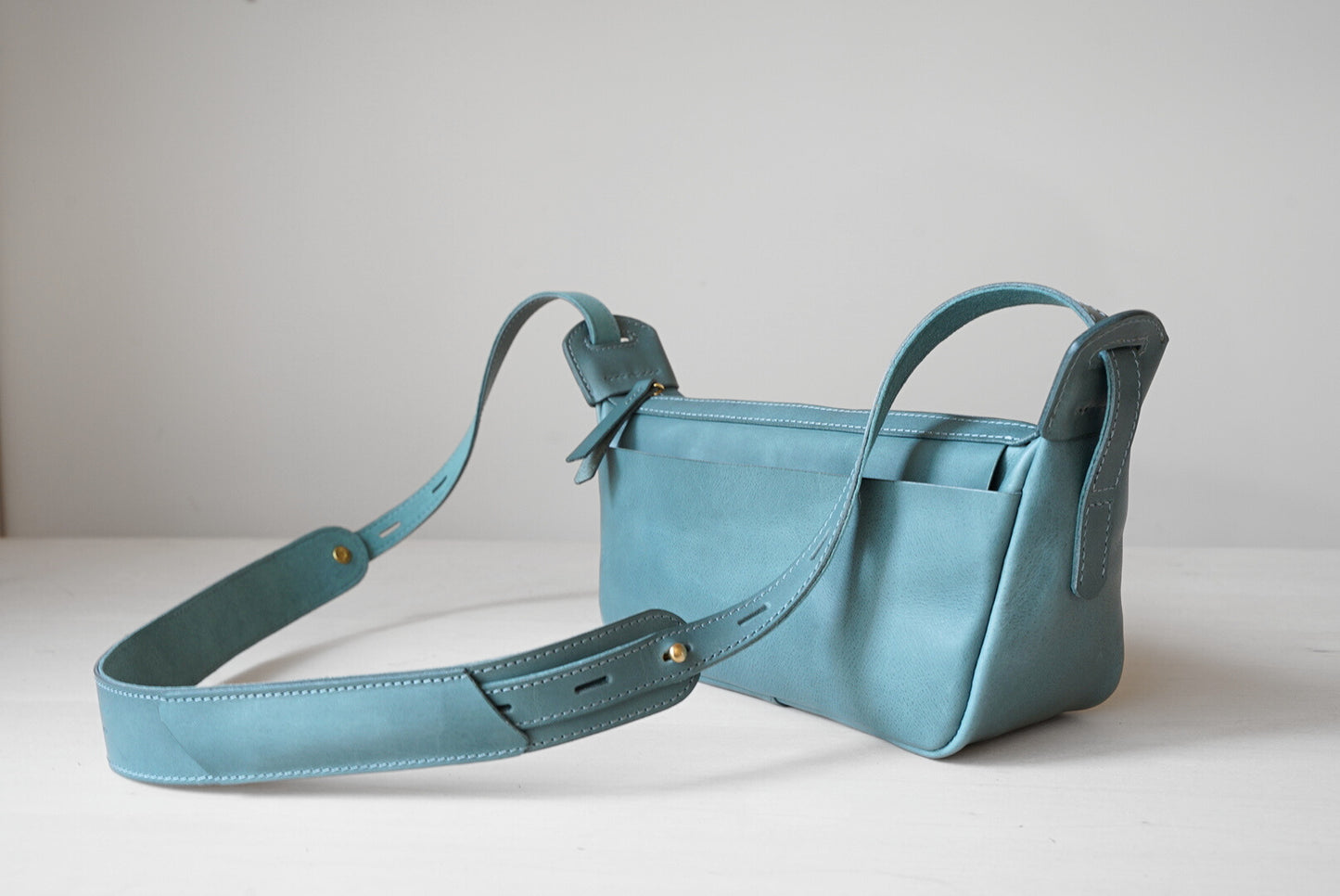 ship(ショルダーバック)