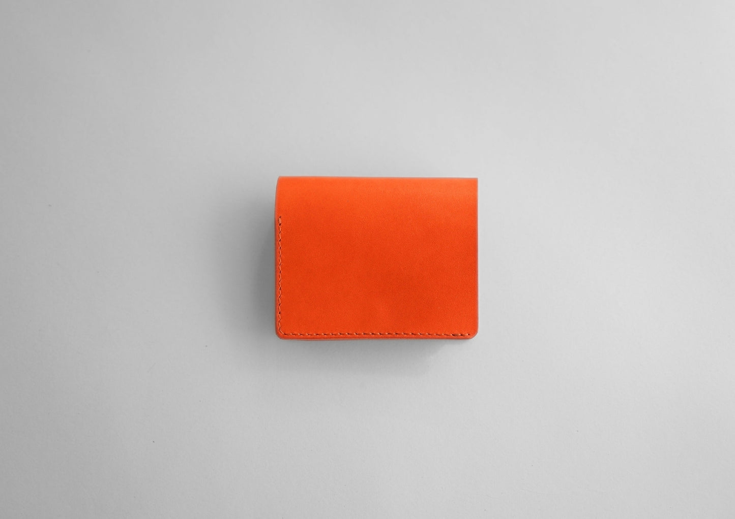 layer (thin bi-fold wallet)
