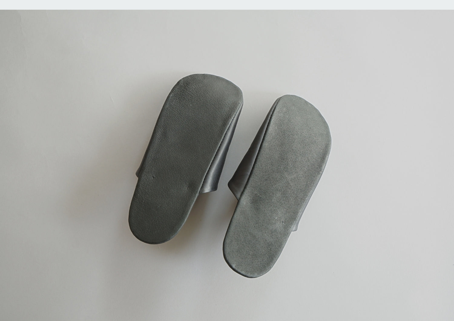 スリッパ 黒 27cm 裏