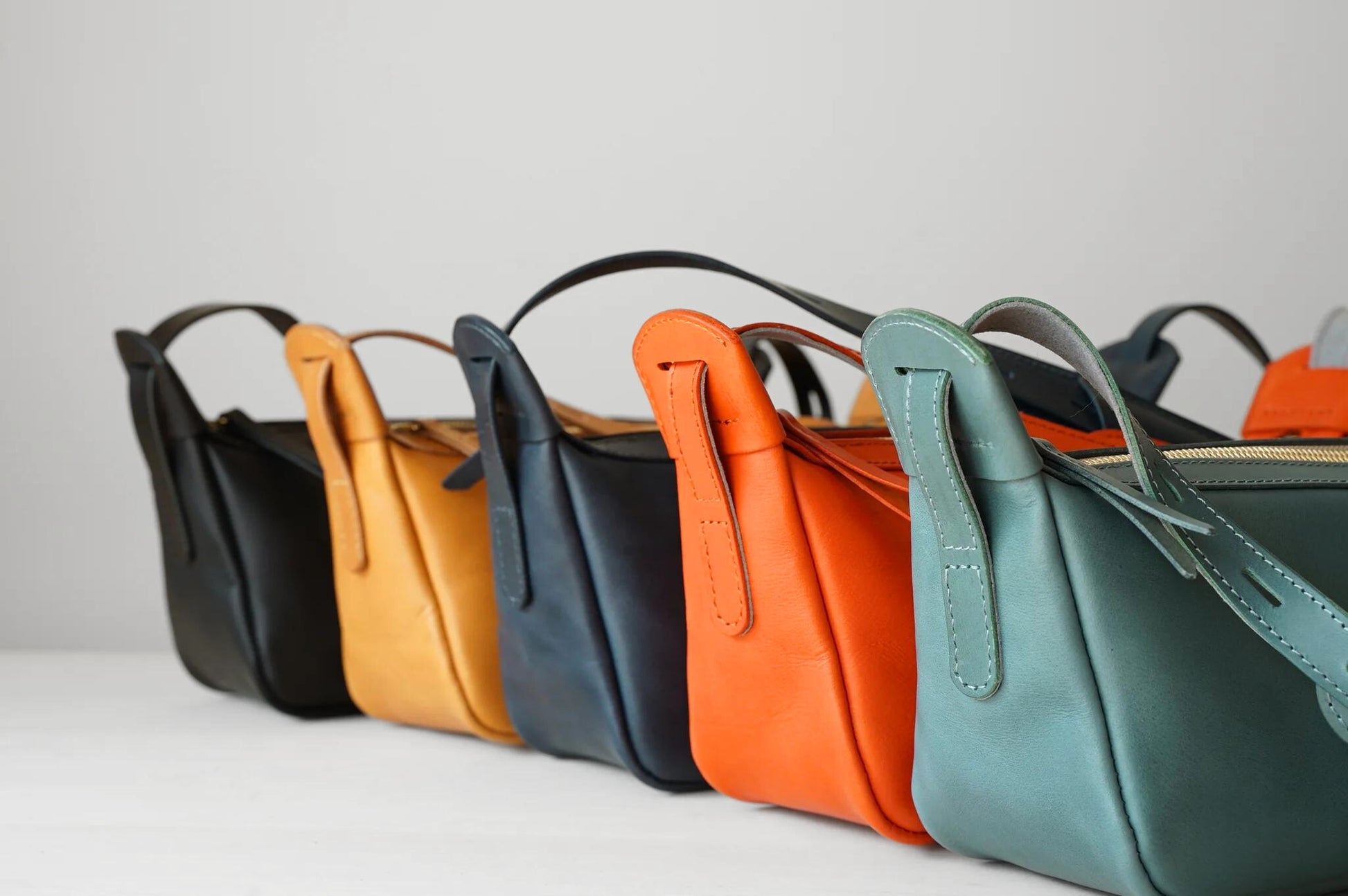 ship ショルダーバッグ カラーバリエーション