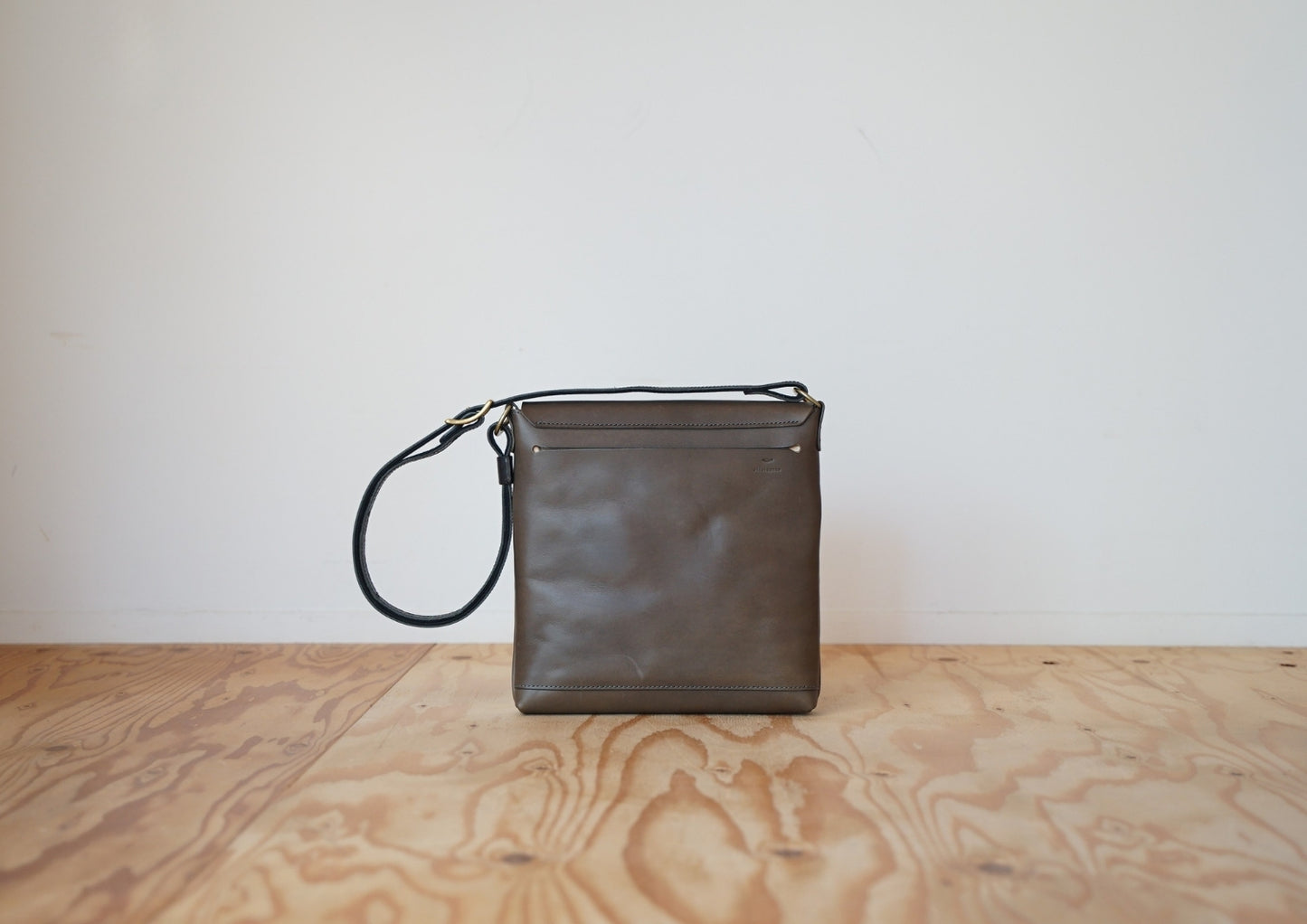 【サンプル品】ショルダーバッグ(M)