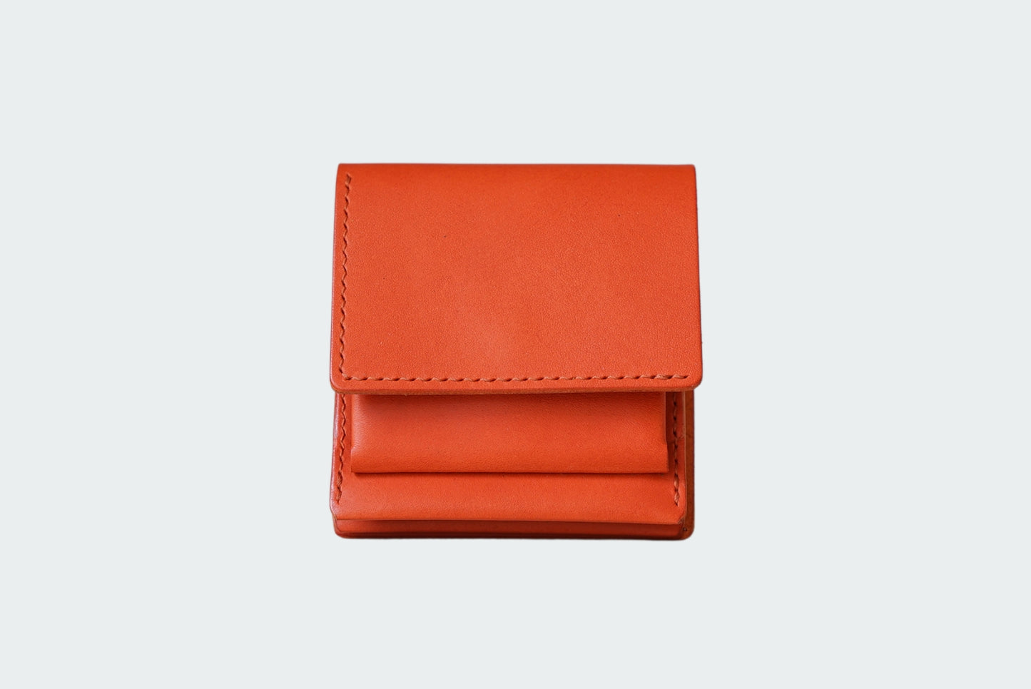 layer (thin bi-fold wallet)