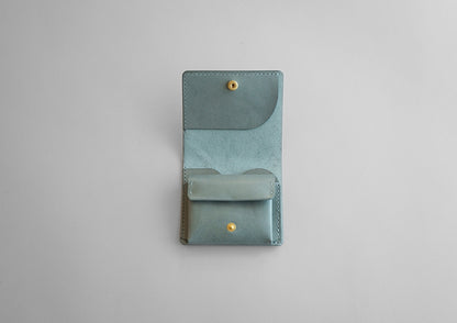 layer (thin bi-fold wallet)