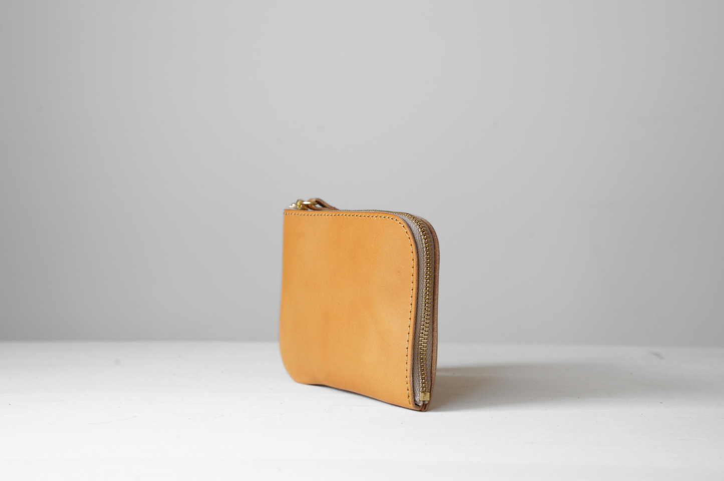 middle zip wallet 