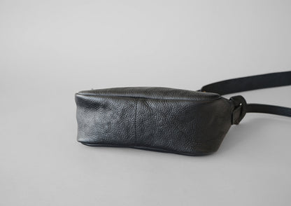 シボ黒：ship (ショルダーバック)