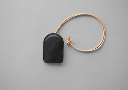 シボ黒：ベル型キーケース