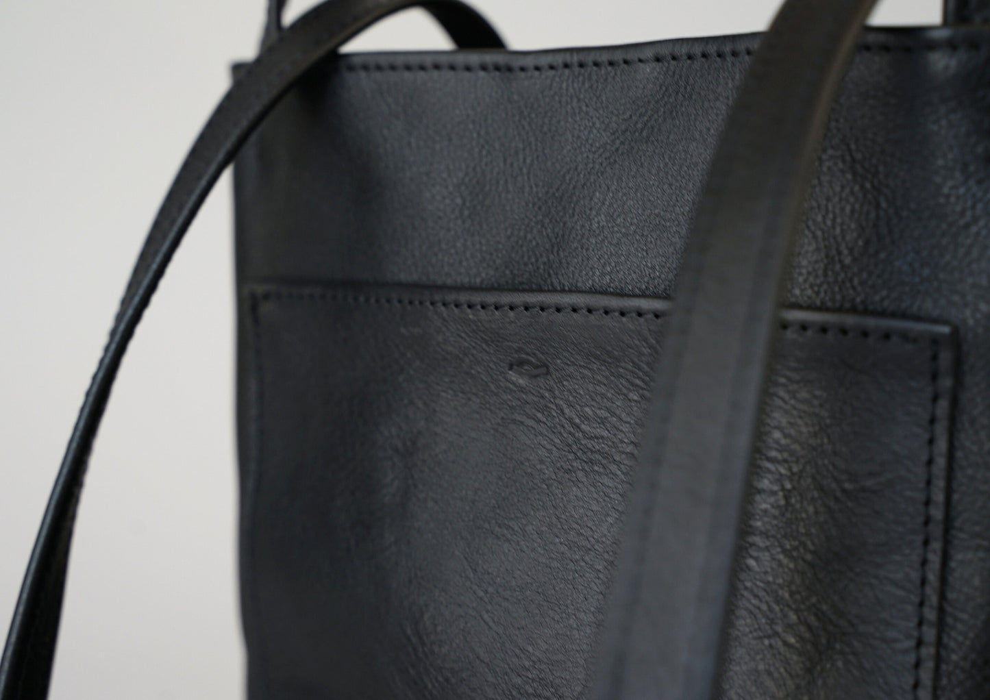 シボ黒：sail mini