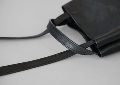 シボ黒：sail mini