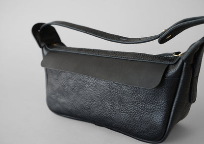 シボ黒：ship (ショルダーバック)