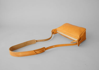 ship(ショルダーバック)